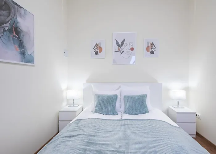 Hyper - New - Very Small Apartament