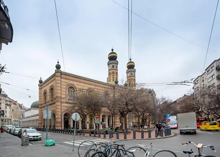 Hyper - New - Very Small