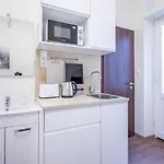 Hyper - New - Very Small Appartement Boedapest