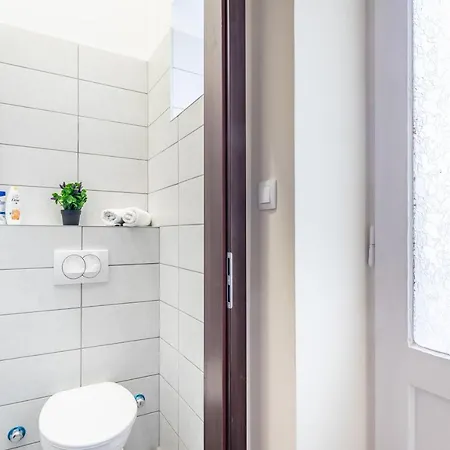 Appartement Hyper - New - Very Small Boedapest